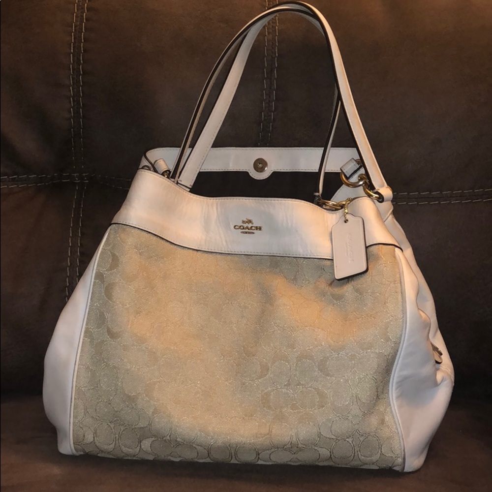 ✨COACH PURSE